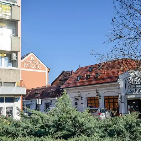 Flamingo Apartman *
