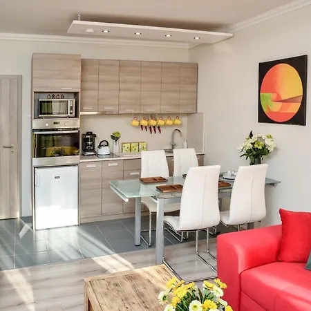 דירה Flamingo Apartman *